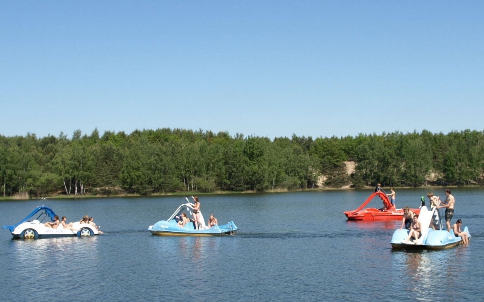 Tretboote auf dem Senftenberger See, Foto: Zweckverband Lausitzer Seenland Brandenburg, Lizenz: Zweckverband Lausitzer Seenland Brandenburg