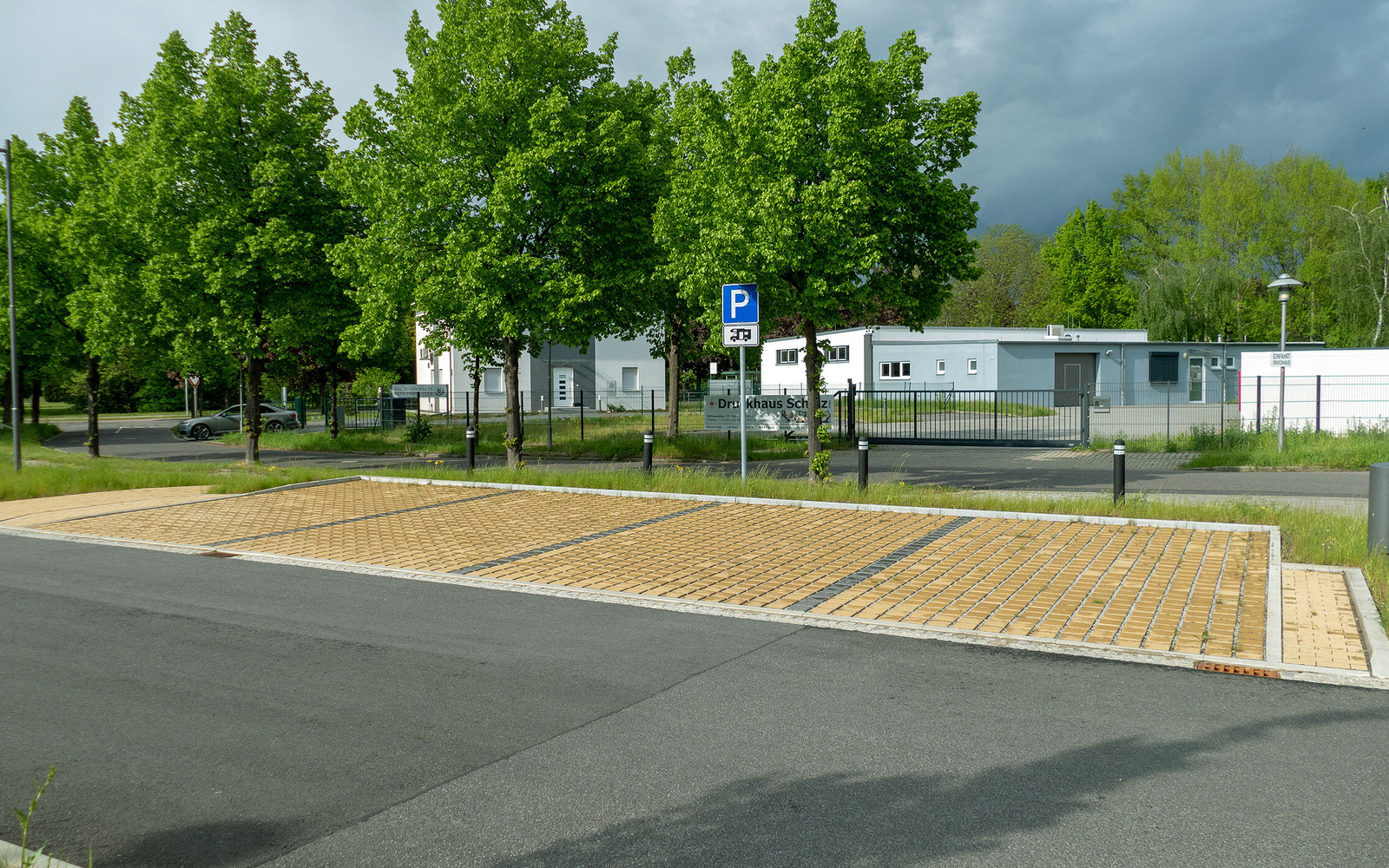 Motorhome parking at the parking lot Pforzheimer Platz, Foto: Dana Kersten, Lizenz: Tourismusverband Lausitzer Seenland e.V.