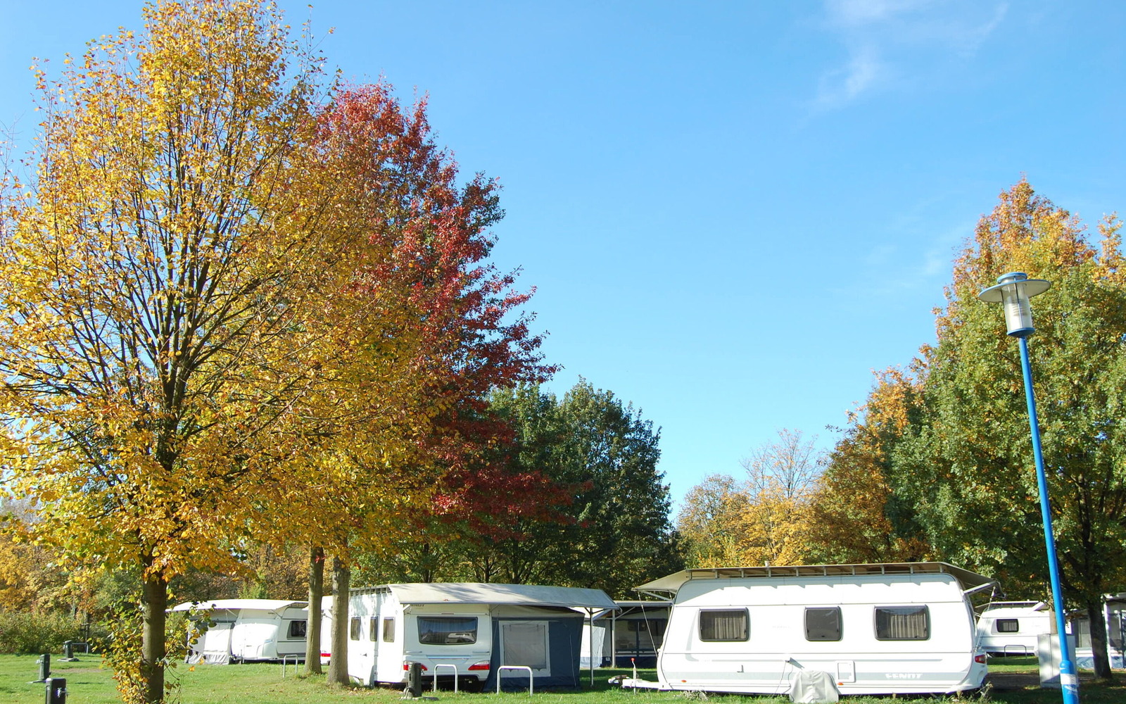 Komfortcamping Senftenberger See, Foto: Julia Kussatz, Lizenz:  Zweckverband Lausitzer Seenland Brandenburg