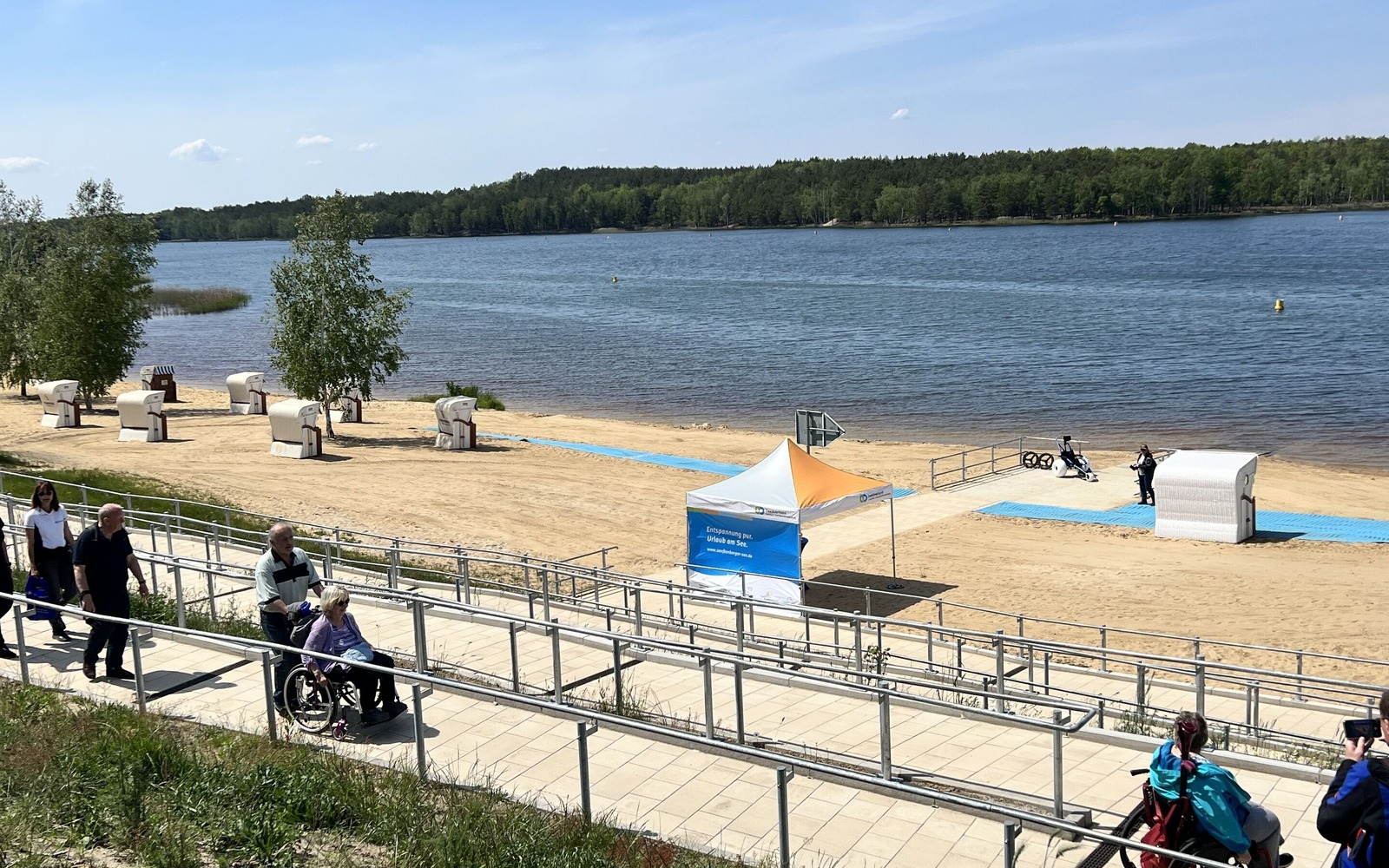 Strandzugang in Nutzung , Foto: Therés Wurzler , Lizenz: Tourismusverband Lausitzer Seenland e.V.