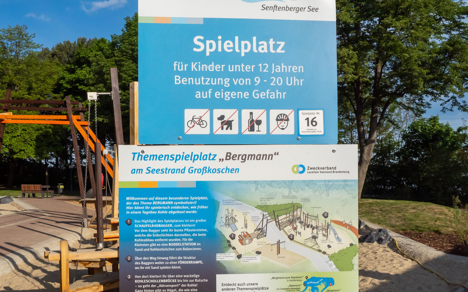 Infotafel Themenspielplatz "Bergmann", Foto: Dana Kersten, Lizenz: Touristinformation Senftenberg