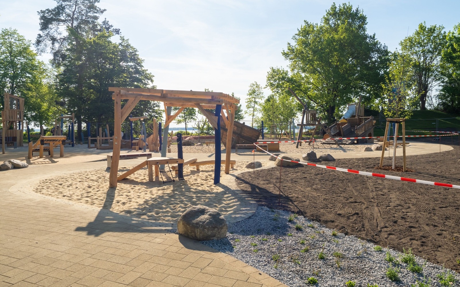 Spielelement Themenspielplatz "Vom Bergmann zum Seemann", Foto: Dana Kersten, Lizenz: Touristinformation Senftenberg