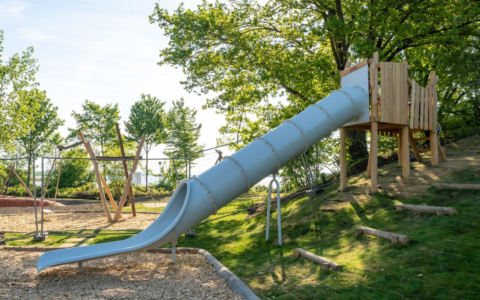 Spielelement Themenspielplatz "Vom Bergmann zum Seemann", Foto: Dana Kersten, Lizenz: Touristinformation Senftenberg