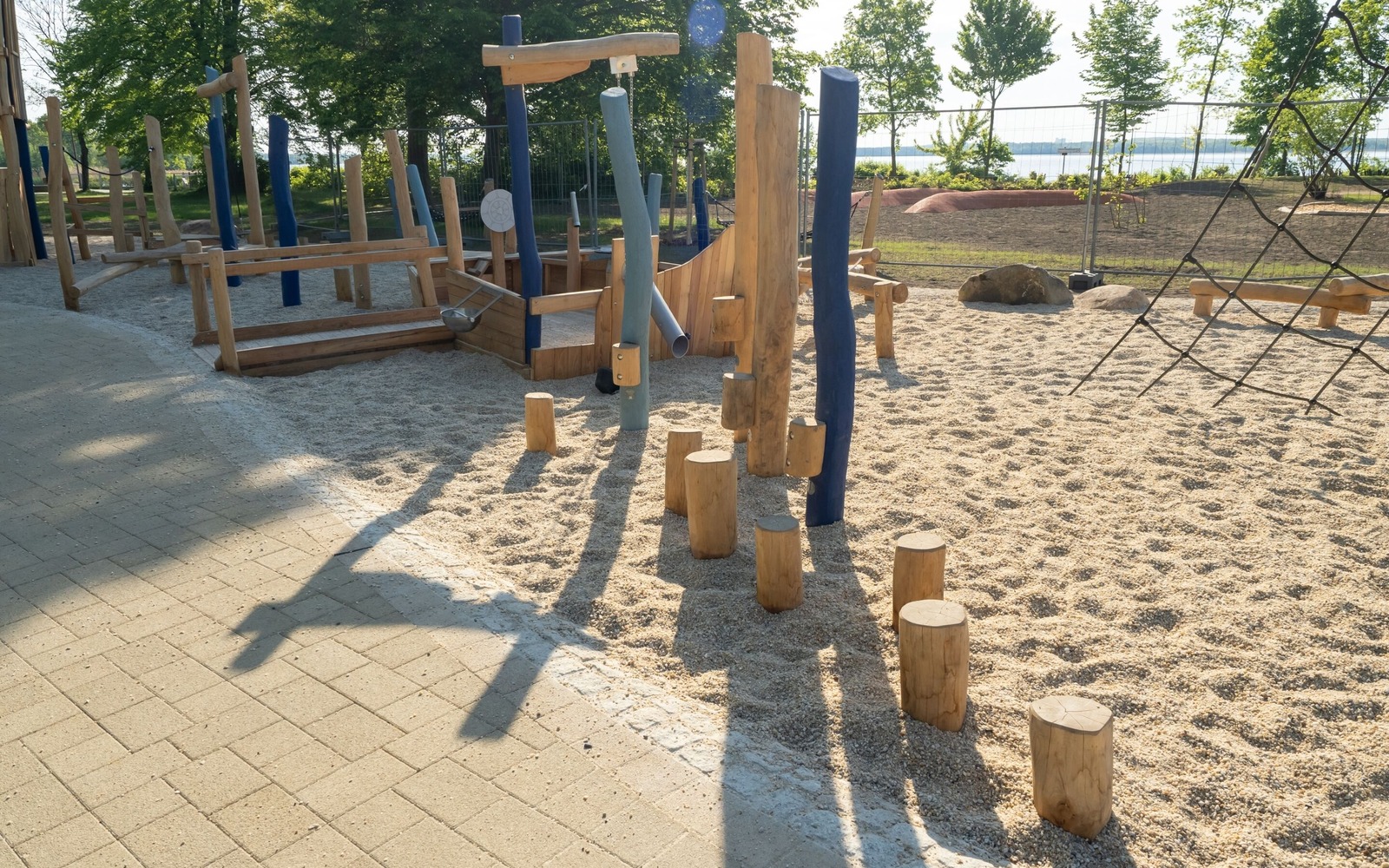 Spielelement Themenspielplatz "Vom Bergmann zum Seemann", Foto: Dana Kersten, Lizenz: Touristinformation Senftenberg