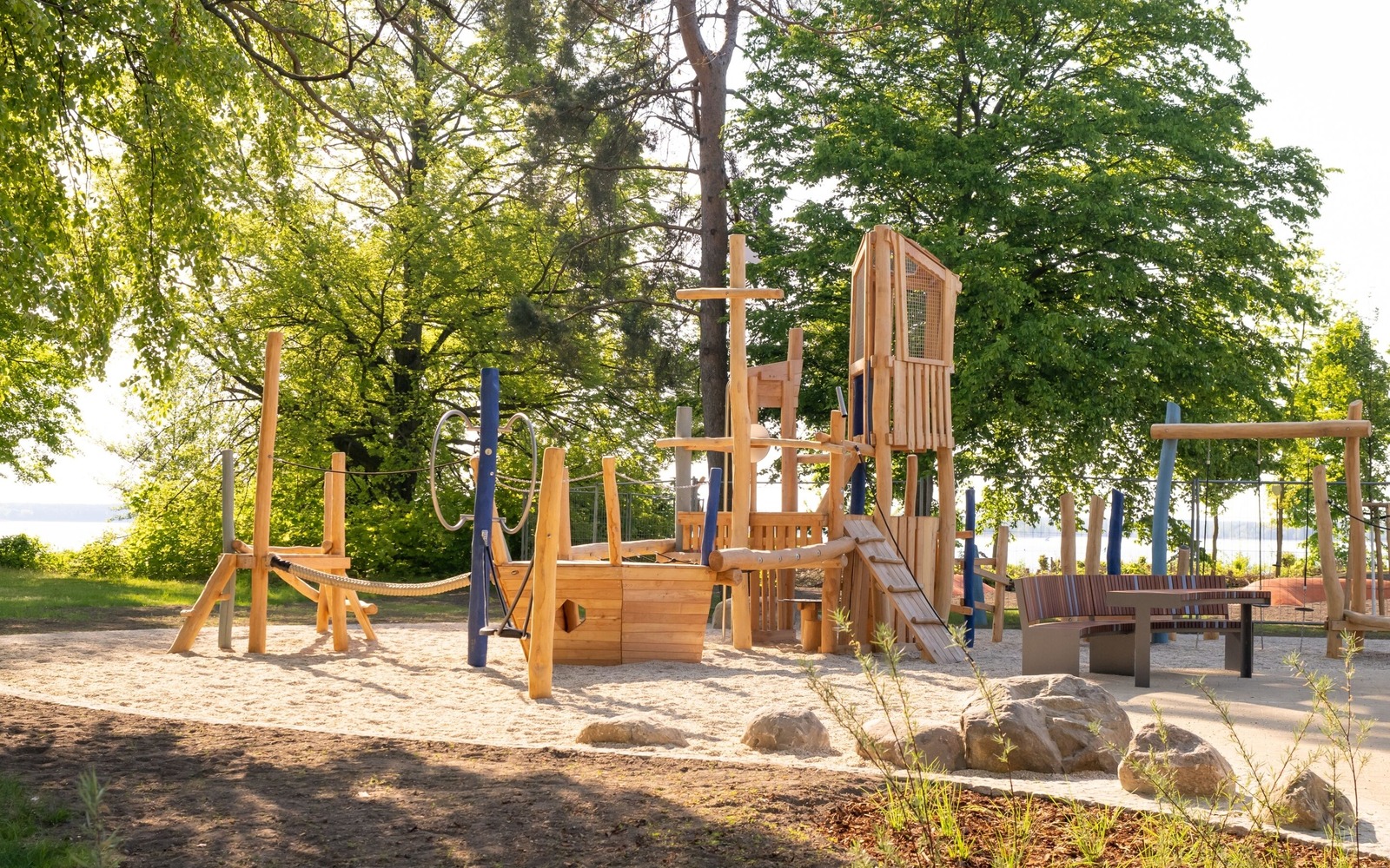 Spielelement Themenspielplatz "Vom Bergmann zum Seemann", Foto: Dana Kersten, Lizenz: Touristinformation Senftenberg