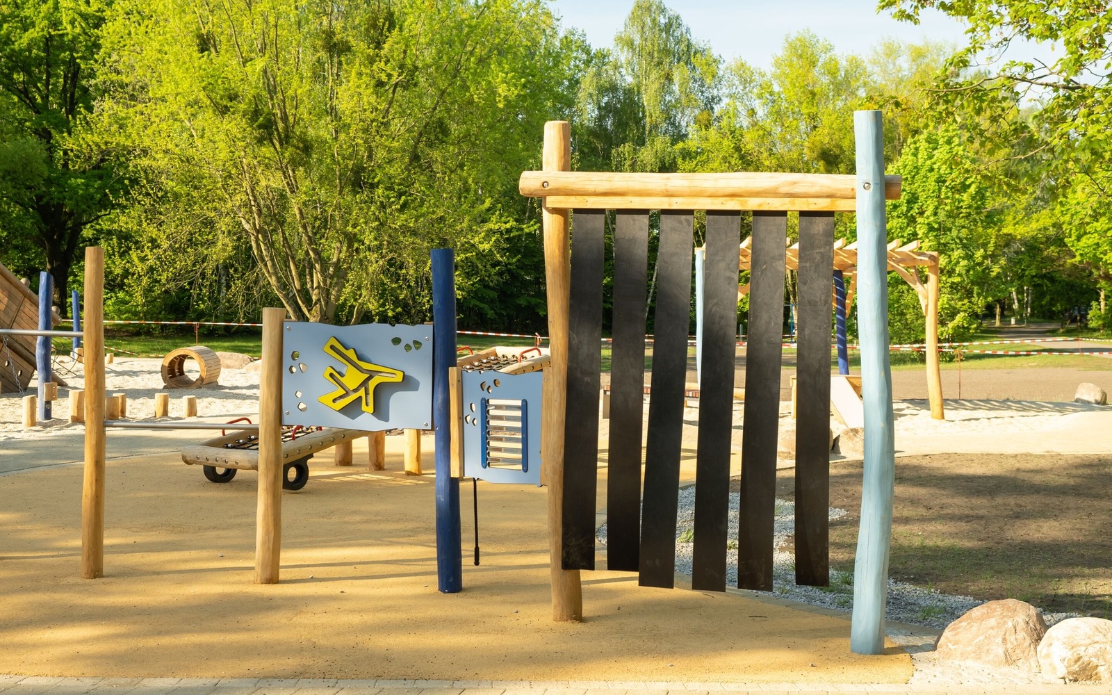 Spielelement Themenspielplatz "Vom Bergmann zum Seemann", Foto: Dana Kersten, Lizenz: Touristinformation Senftenberg